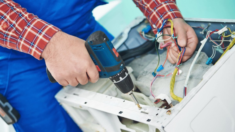 Esenler Toshiba Toshiba çamaşır makinesi kart tamiri – Su almama arızası orijinal parça ile giderildi. - Teknik servis örneği